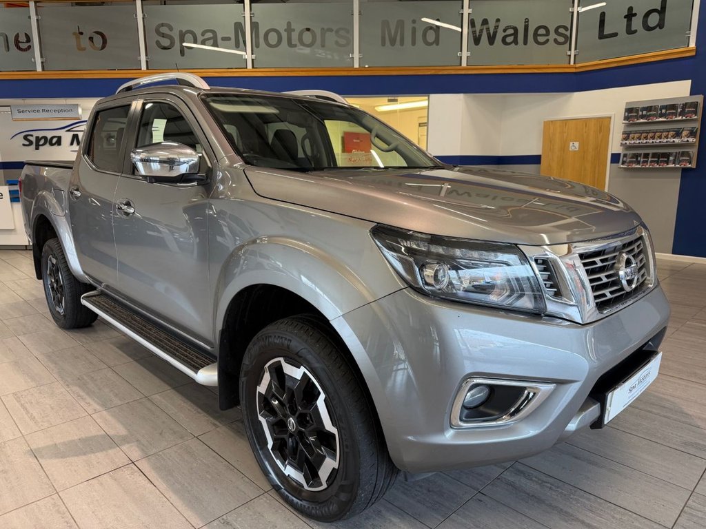 2021 NISSAN NAVARA