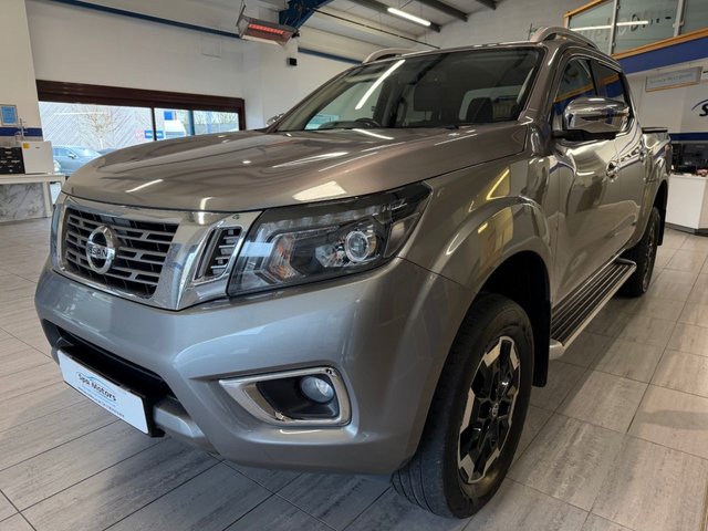 2021 Nissan Navara 2.3L Tekna 4dr - Photo 3
