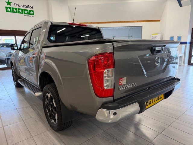 2021 Nissan Navara 2.3L Tekna 4dr - Photo 5