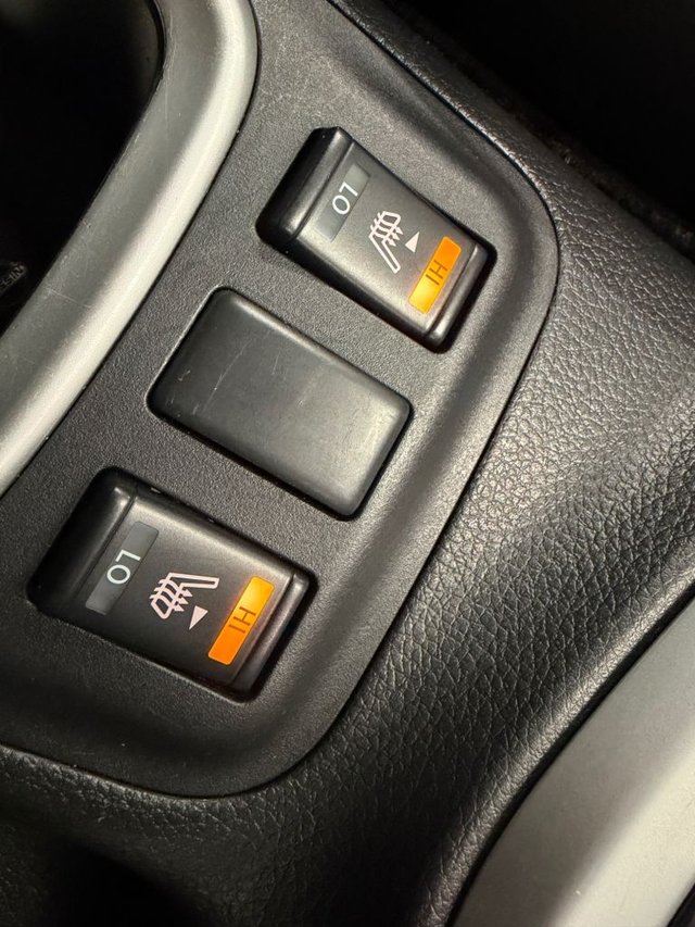 2021 Nissan Navara 2.3L Tekna 4dr - Photo 10