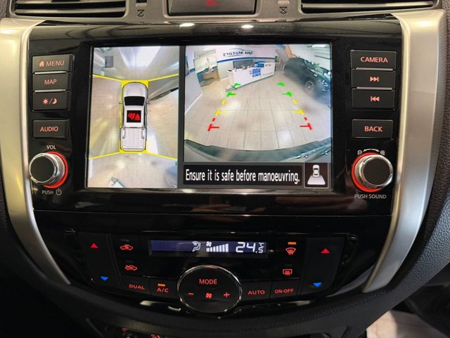 2021 Nissan Navara 2.3L Tekna 4dr - Photo 12