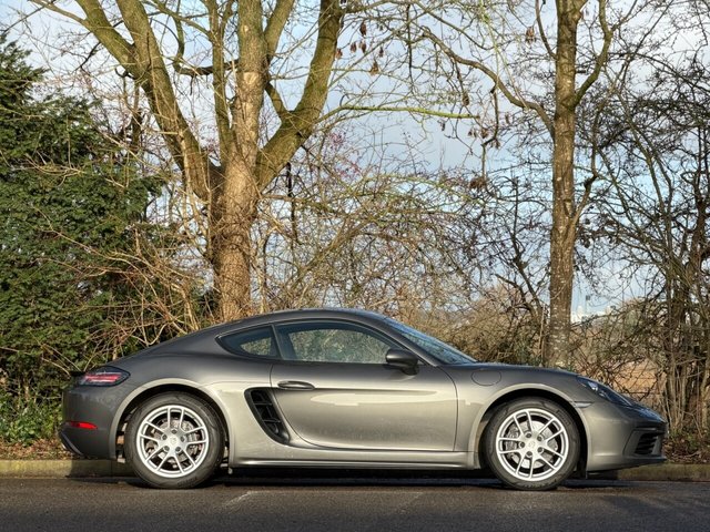 2019 Porsche 718 Cayman 2L null 2dr - Photo 10