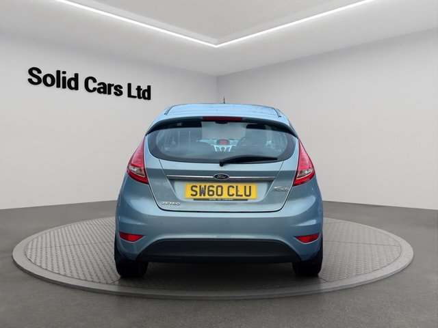 2010 Ford Fiesta 1.4L Zetec 3dr - Photo 7