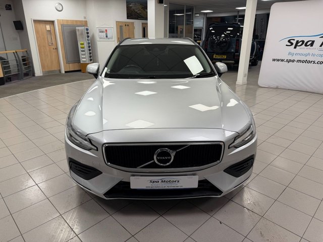 2019 Volvo V60 2L Momentum Plus 5dr - Photo 2