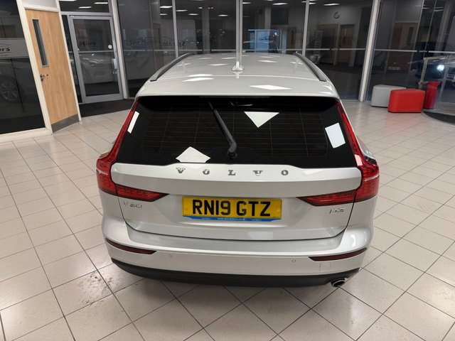 2019 Volvo V60 2L Momentum Plus 5dr - Photo 6