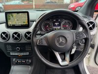 USED 2016 16 MERCEDES-BENZ B-CLASS Electric Art MPV 5dr Electric Auto (179 ps) 