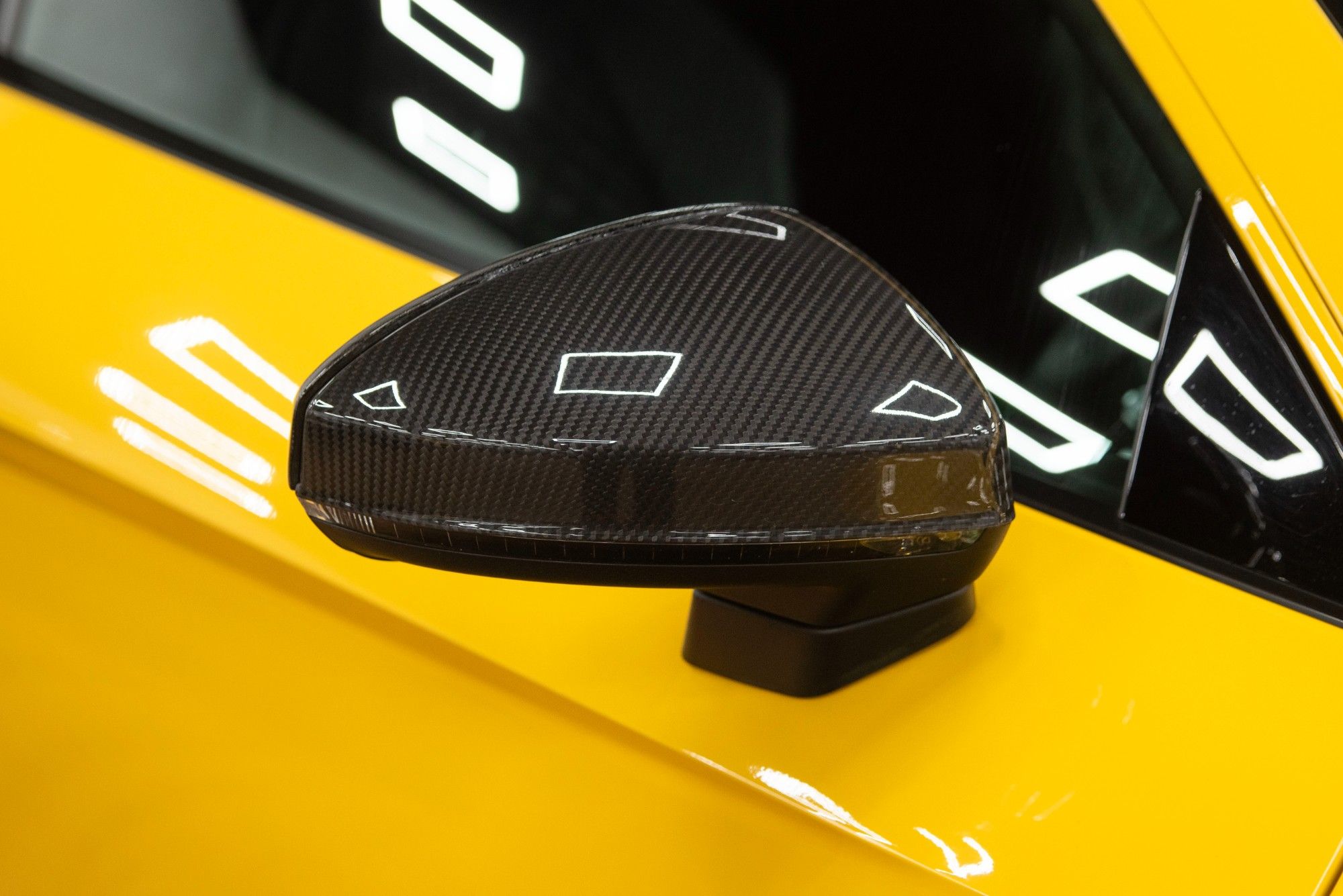 USED 2018 R AUDI R8 5.2 FSI V10 Plus Coupe  