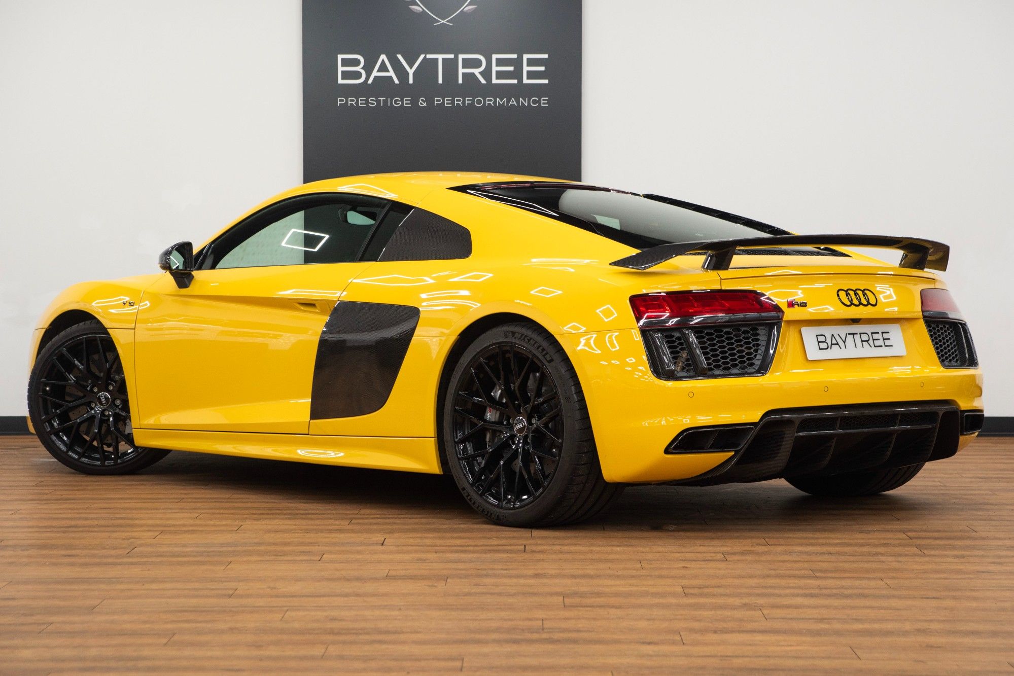 USED 2018 R AUDI R8 5.2 FSI V10 Plus Coupe  