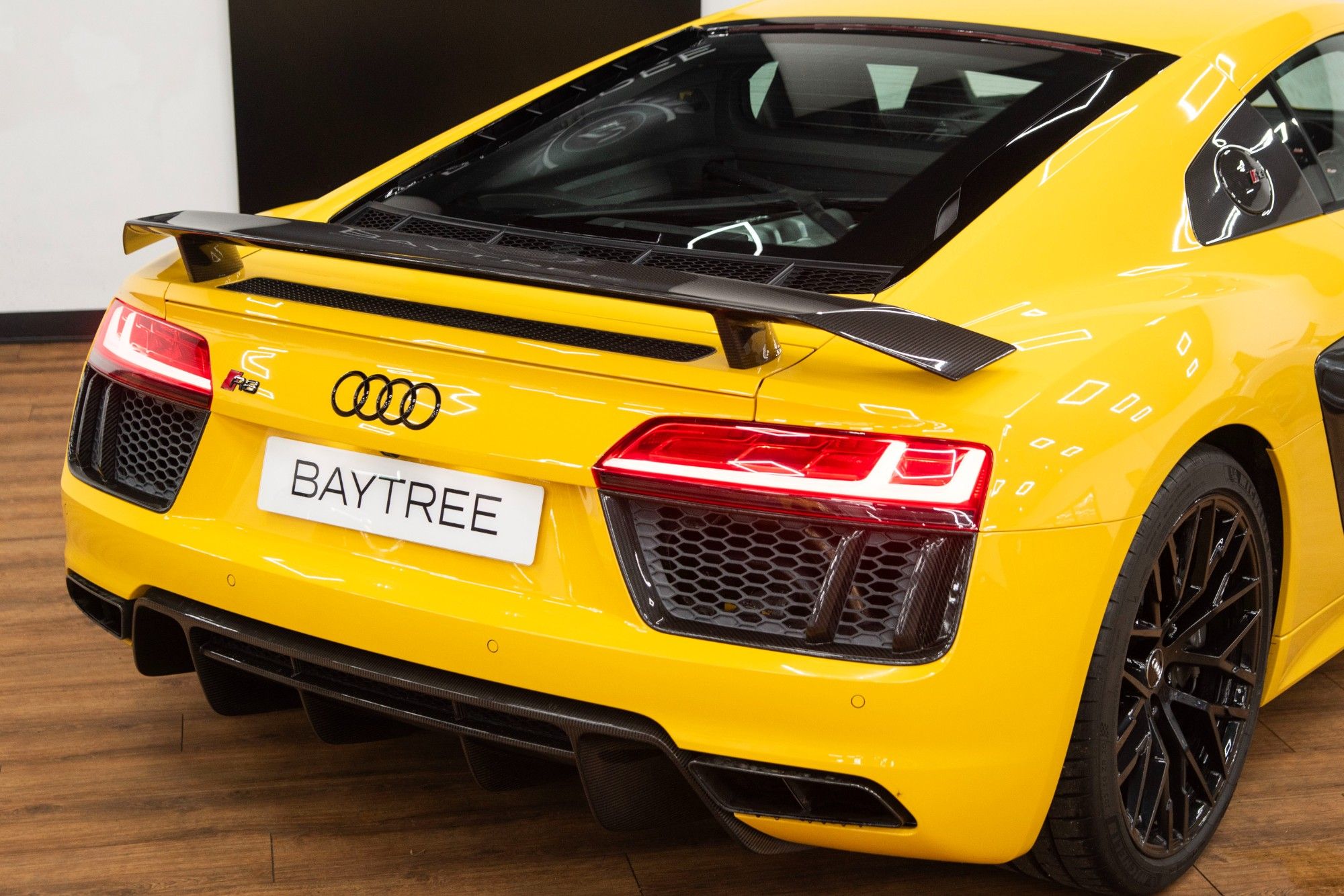 USED 2018 R AUDI R8 5.2 FSI V10 Plus Coupe  
