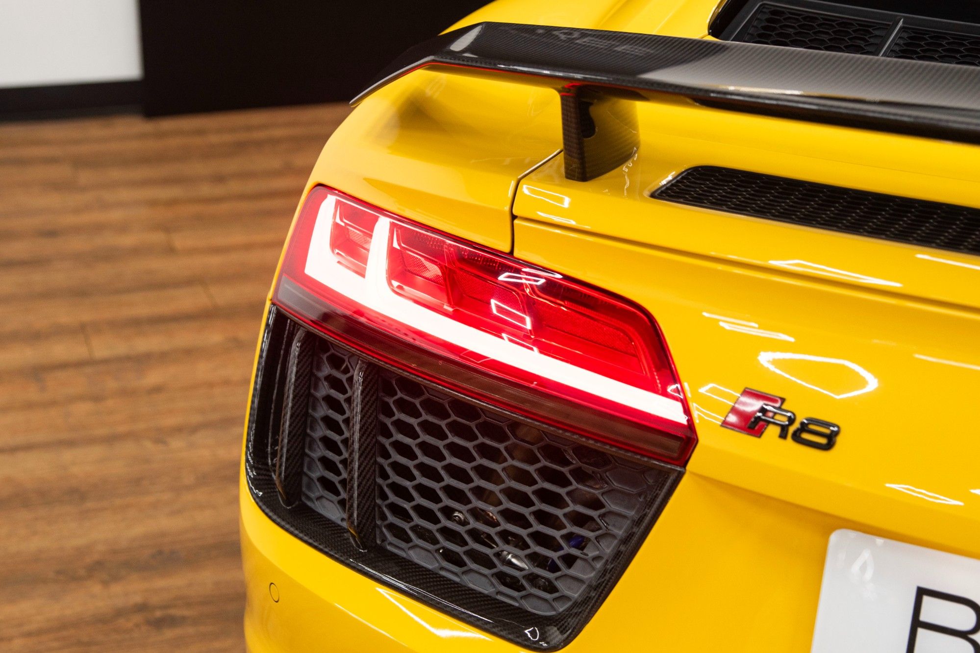 USED 2018 R AUDI R8 5.2 FSI V10 Plus Coupe  