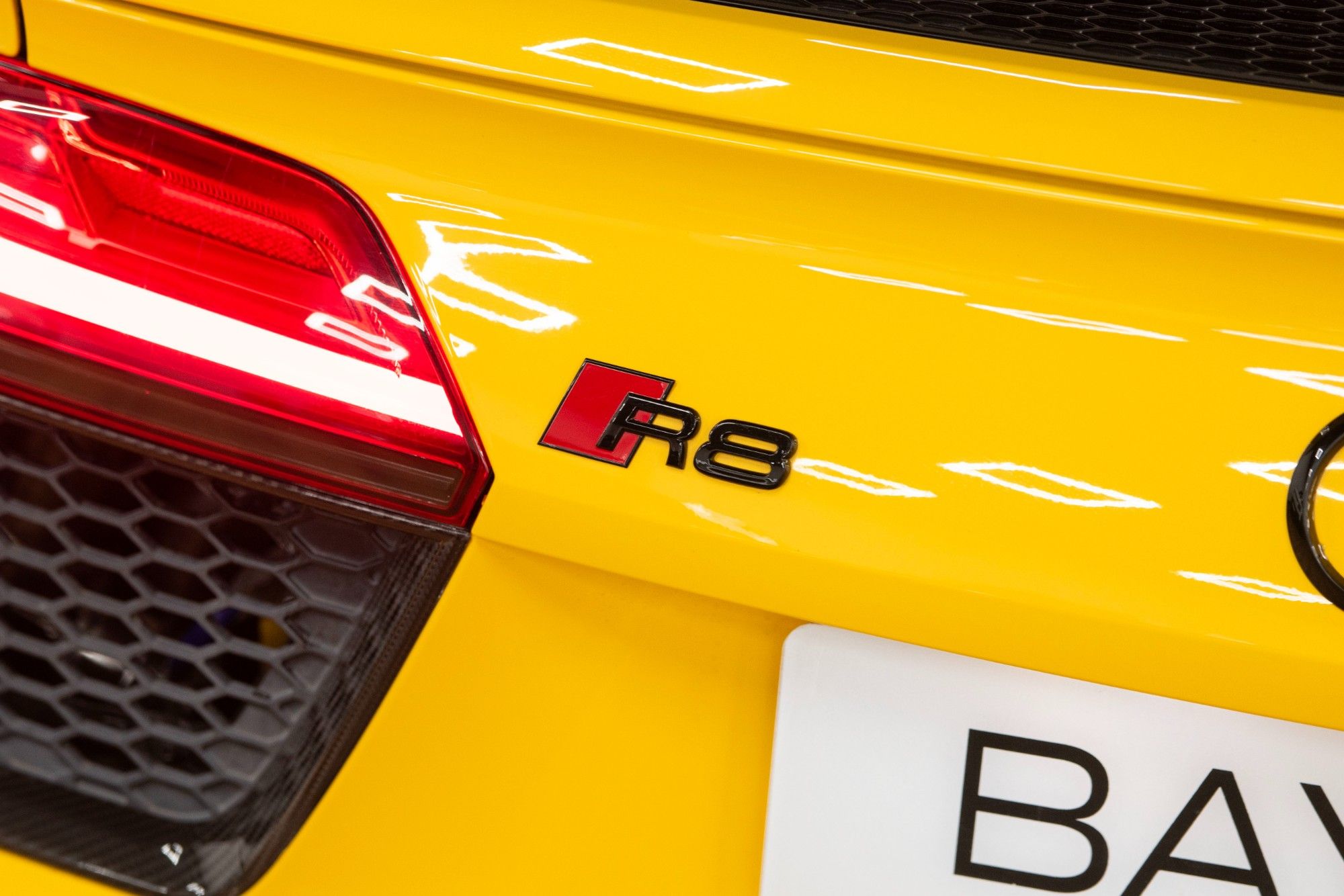 USED 2018 R AUDI R8 5.2 FSI V10 Plus Coupe  