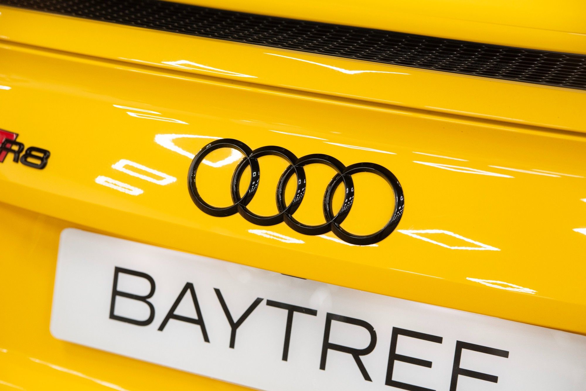 USED 2018 R AUDI R8 5.2 FSI V10 Plus Coupe  