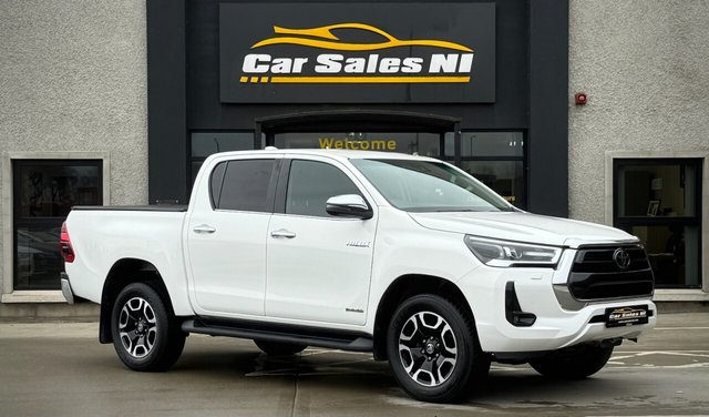 2023 TOYOTA HI-LUX