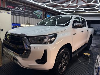 2021 TOYOTA HI-LUX
