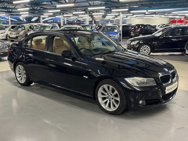 View our BMW 3 SERIES