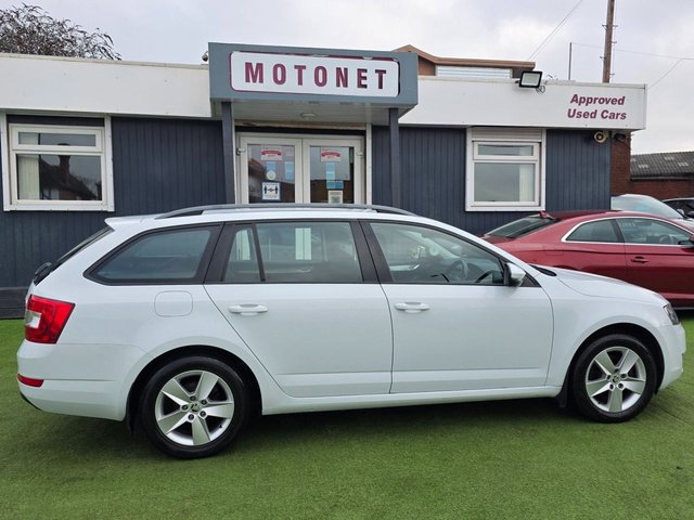 2014 SKODA OCTAVIA 1.2 TSI SE Estate 5dr Petrol Manual Euro 5 (s/s) (105 ps) - Photo 9