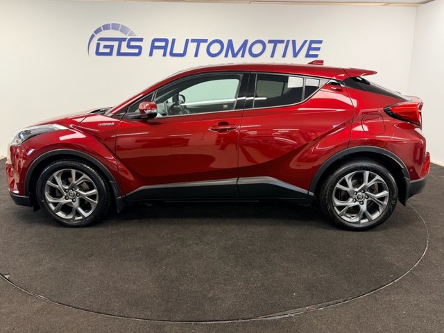 2019 TOYOTA C-HR - Photo 5