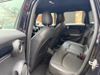 USED 2022 71 MINI HATCH 1.5 Cooper Exclusive Hatchback 5dr Petrol Manual Euro 6 (s/s) (136 ps) 