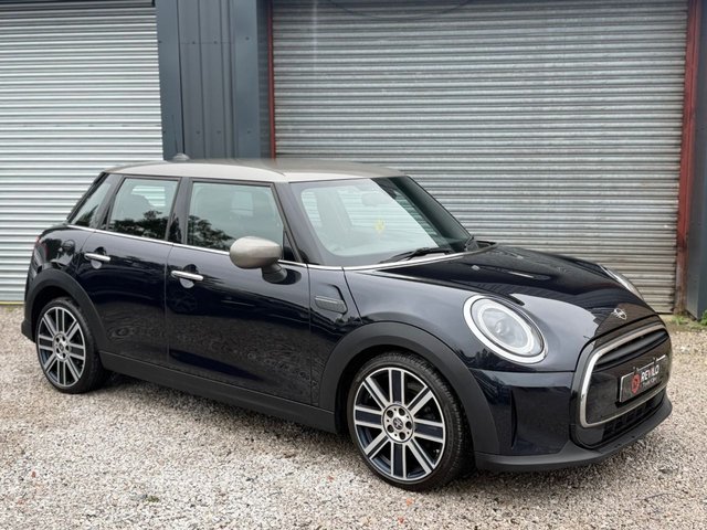 2022 MINI Hatch