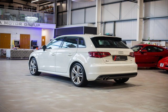 2015 Audi A3 2L S Line 5dr - Photo 4