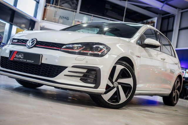 2017 Volkswagen Golf 2L GTI 5dr - Photo 6