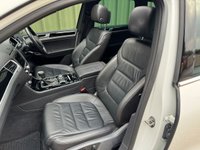 USED 2017 67 VOLKSWAGEN TOUAREG 3.0 TDI V6 R-Line Plus SUV 5dr Diesel Tiptronic 4WD Euro 6 (s/s) (204 ps) 