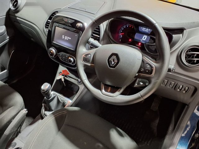 2018 Renault Captur 0.9L Iconic 5dr - Photo 9