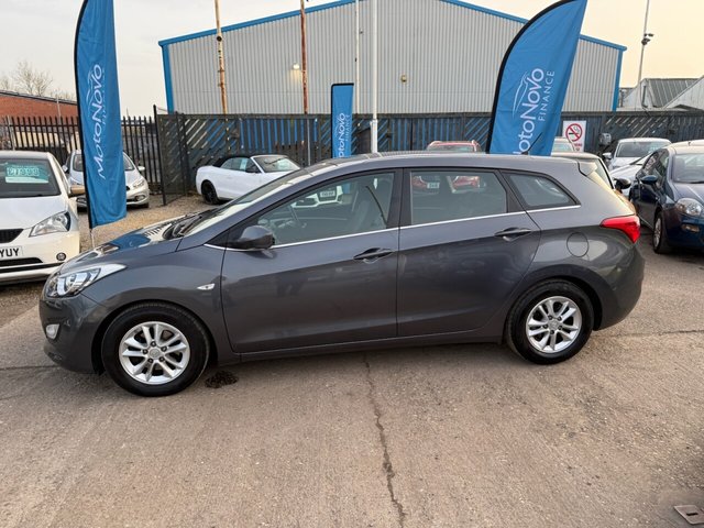 2015 HYUNDAI I30 1.6 CRDi Blue Drive SE Tourer 5dr Diesel Manual Euro 6 (s/s) (110 ps) - Photo 5