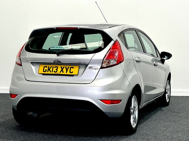 2013 FORD FIESTA - Photo 5