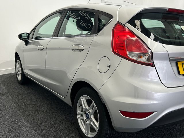 2013 FORD FIESTA - Photo 11