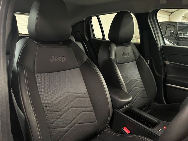 View our JEEP Avenger