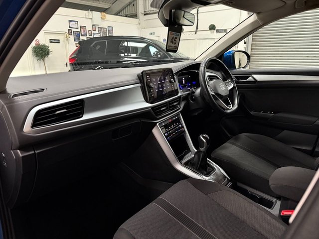 2022 Volkswagen T-Roc 1L Life 5dr - Photo 9