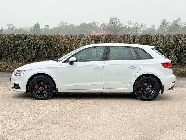 2019 Audi A3 1.5L SE Technik 5dr - Photo 8