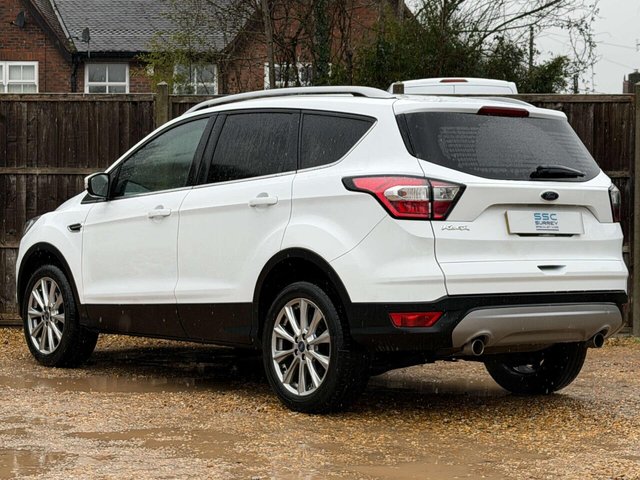 2019 Ford Kuga - Photo 4