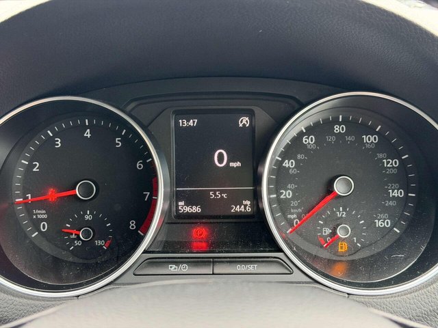 2017 Volkswagen Polo - Photo 8