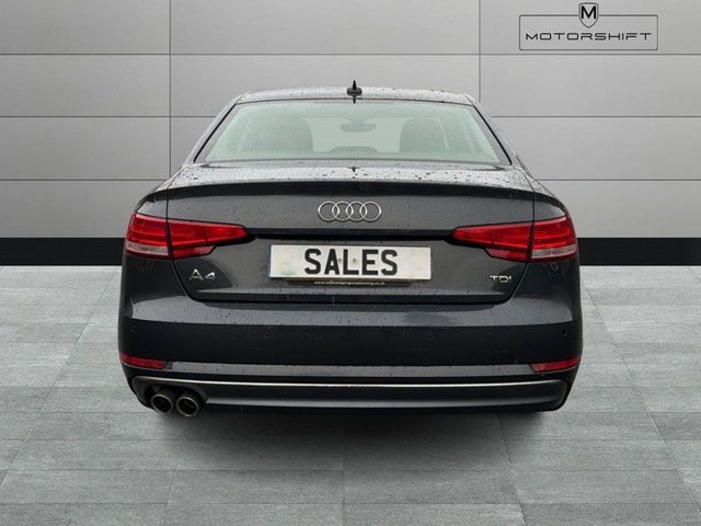 2016 AUDI A4 - Photo 10