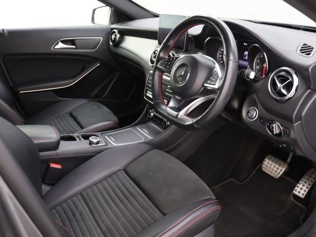 2019 Mercedes-Benz Gla Class 1.6L Amg Line 5dr - Photo 10