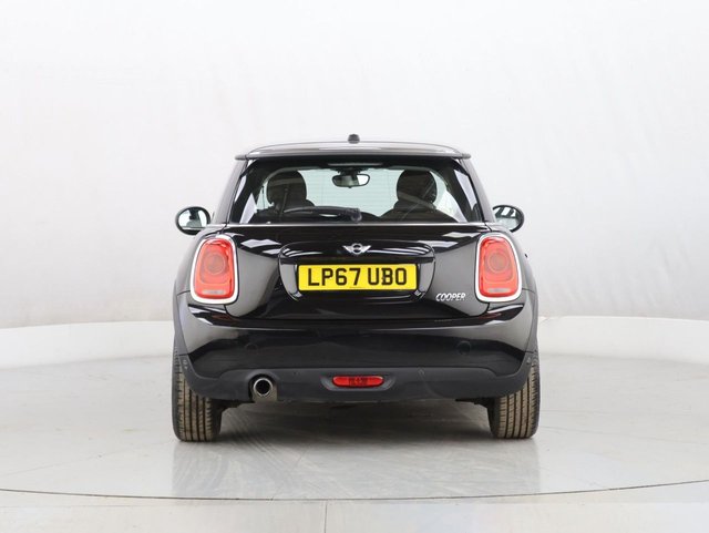 2018 MINI Hatch 1.5L Cooper Seven 3dr - Photo 7