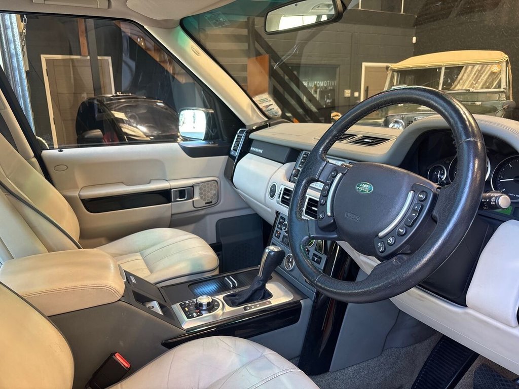 USED 2007 57 LAND ROVER RANGE ROVER 3.6 TD V8 Vogue Station Wagon 5dr Diesel Automatic (299 g/km, 272 bhp) 2 OWNER|CLEAR GLASS EXAMPLE