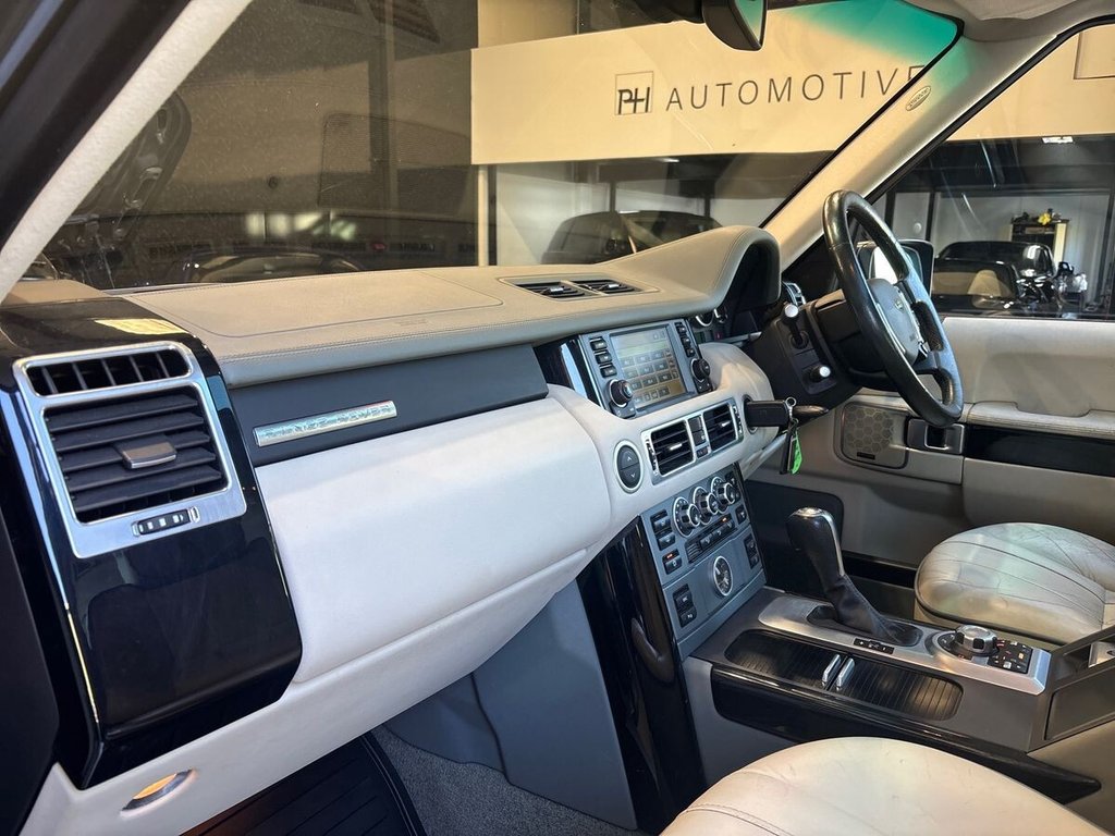 USED 2007 57 LAND ROVER RANGE ROVER 3.6 TD V8 Vogue Station Wagon 5dr Diesel Automatic (299 g/km, 272 bhp) 2 OWNER|CLEAR GLASS EXAMPLE