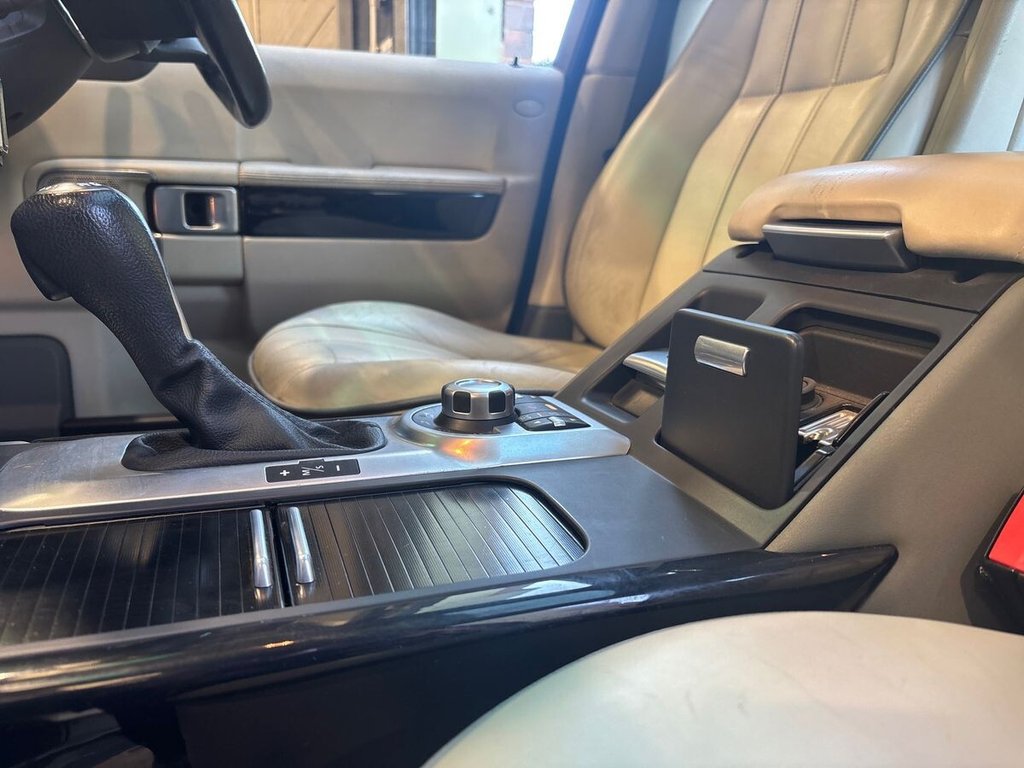 USED 2007 57 LAND ROVER RANGE ROVER 3.6 TD V8 Vogue Station Wagon 5dr Diesel Automatic (299 g/km, 272 bhp) 2 OWNER|CLEAR GLASS EXAMPLE