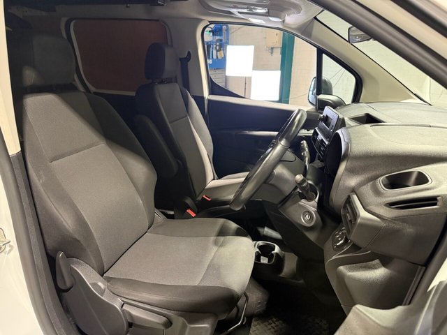 2022 VAUXHALL COMBO - Photo 6
