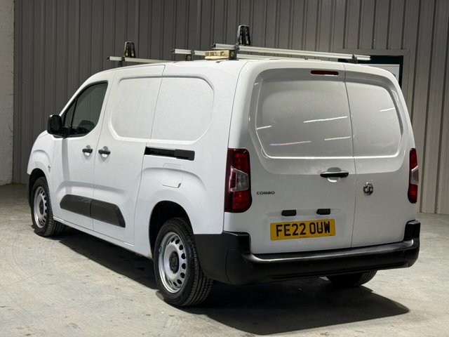 2022 VAUXHALL COMBO - Photo 2