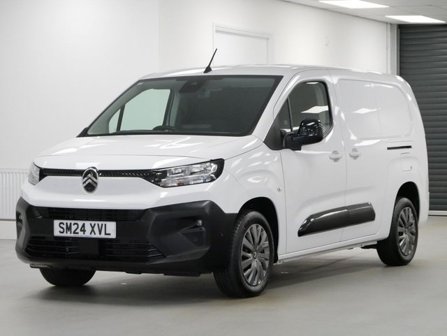 View our Citroen Berlingo XL 1.5 BLUEHDI 100 BHP LONG DRIVER 6 DOOR ( NO VAT ! )