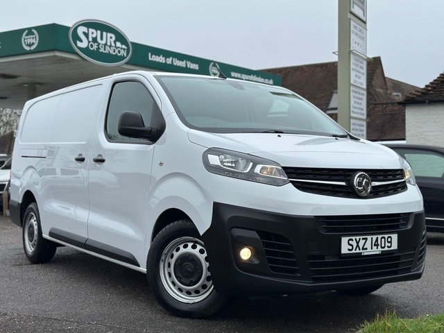 2022 VAUXHALL VIVARO