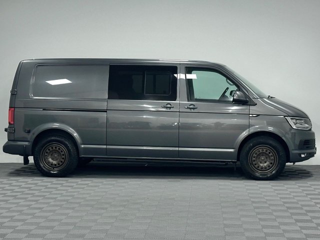 2019 Volkswagen Transporter 2L Highline 5dr - Photo 11