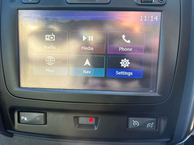 2017 DACIA DUSTER 2017 1.2 TCe Prestige SUV 5dr Petrol Manual Euro 6 (s/s) (125 ps) - Photo 4