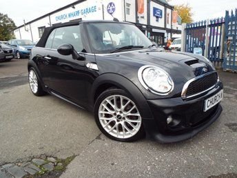 View our MINI CONVERTIBLE