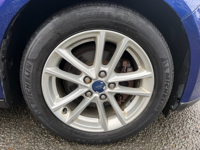 2015 FORD FOCUS - Photo 8