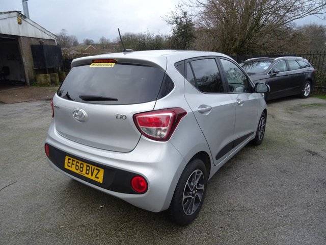 2019 Hyundai I10 1L Premium 5dr - Photo 11